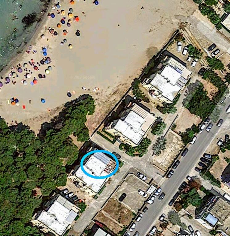 Suite Con Terrazzo Sul Mare E Discesa In Spiaggia A 갈리폴리 외부 사진