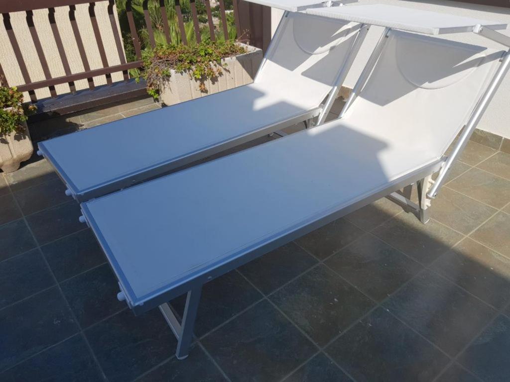 Suite Con Terrazzo Sul Mare E Discesa In Spiaggia A 갈리폴리 외부 사진